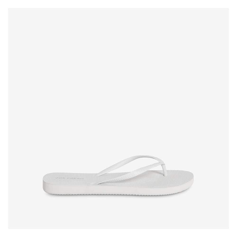 Joe fresh store flip flops